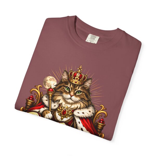 10876907408764659577_2048.jpeg Cat Queen T-Shirt — Regal Cat Crown Graphic Tee for Cat Lovers